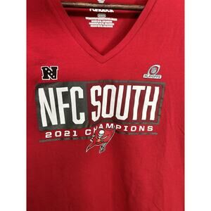 Tampa Bay Buccaneers NFL 2021 NFC SOUTH CHAMPION Women’s Shirt Med M